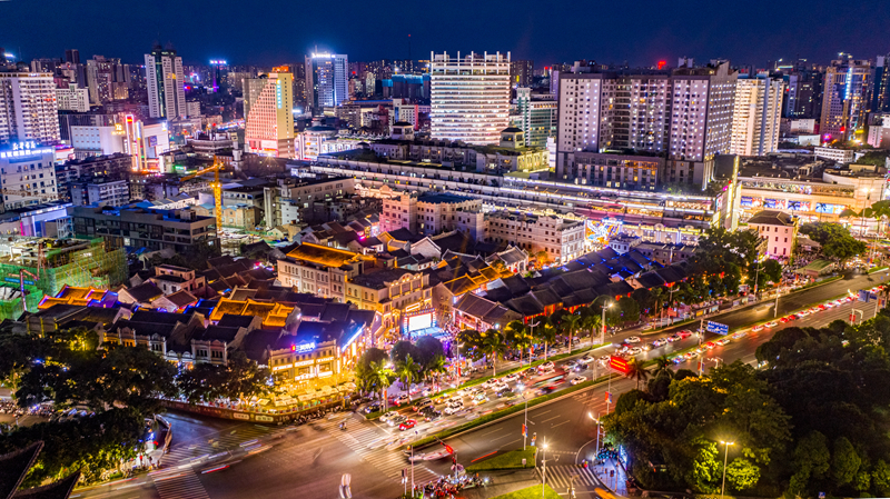 老南宁·三街两巷魅力夜景.jpg